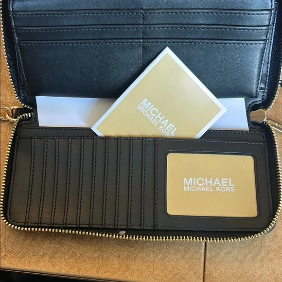Michael Kors Black Wristlet Wallet - Picture 4 of 5